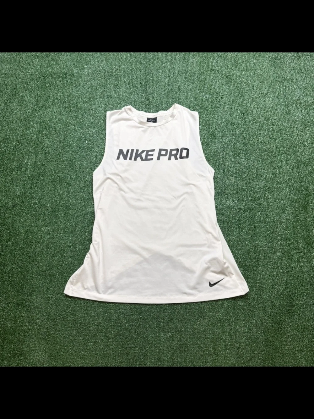Nike Pro Womens Tank Top Shirt Size M White Sleeveless Performance